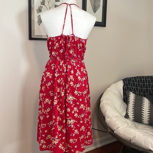 🤩3 for $30 Bundle Deal🤩
NWOT Xhilaration strappy red floral sundress - Picture 3 of 7